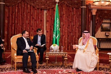 خاندوزی: لزوم امضای توافقنامه سرمایهگذاری، گمرکی و تجاری بین ایران و عربستان / الجدعان: امیدواریم گامهای سریعی در رابطه با ایران برداشته شود