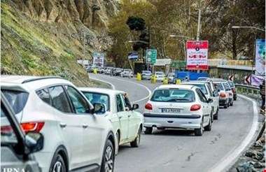بارش برف در محورهای کوهستانی / محور کندوان یک طرفه می شود