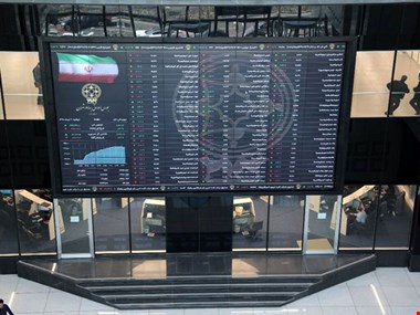 رشد ۴۰ هزار واحدی شاخص کل بورس در گیرودار استیضاح وزیر صمت