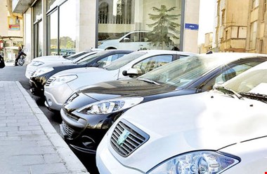 ادامه کاهش قیمت ها در پایان هفته / آخرین قیمت انواع خودرو پنجشنبه ۱۴ اردیبهشت + جدول قیمت کامل