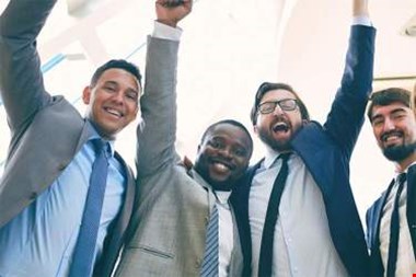 چگونه رضایت کارکنان بهرهوری سازمان را چند برابر میکند؟