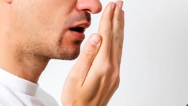 مقابله با بوی بد دهان در روزهداری + عکس