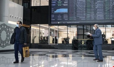 خودنمایی سهام کوچک تر بازار همراه با درجازدن بزرگان بازار/ رشد ۱۵ هزار واحدی شاخص کل بورس