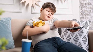 چاقی در کودکی چه تاثیری بر سلامت فرد دارد؟