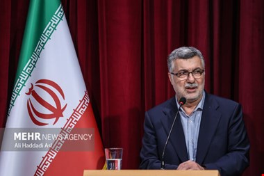 وزیر بهداشت به یزد سفر می کند