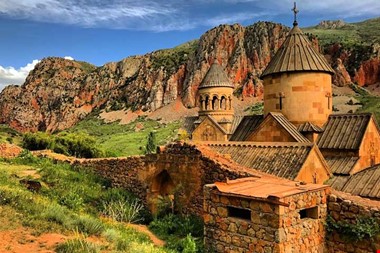 ۵روز سفر رفت و برگشت زمینی به ایروان چقدر پول می‌خواد! + لیست قیمت تورهای ارمنستان