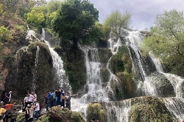 نوروز کجا بریم؟ / آبشار نیاسر، بهشت دیدنی ایران در بهار