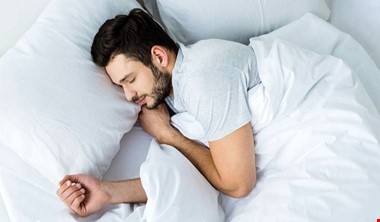 این ترفند را برای سریع خوابیدن استفاده کنید