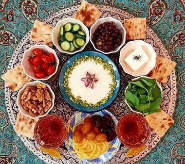 افطار را با این مواد غذایی شروع کنید