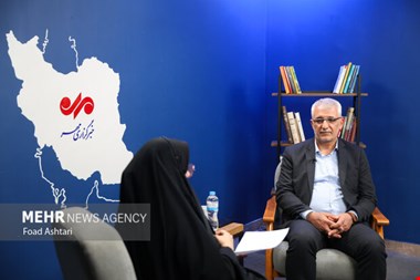 کمبود دارو؛ نتیجه تحریم یا سیاستگذاریهای غلط؟