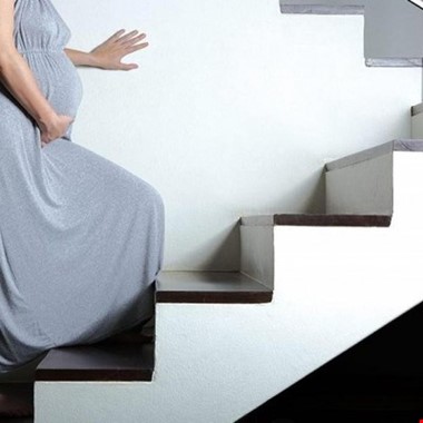 زنان باردار می توانند از پله ها بالا و پایین بروند؟