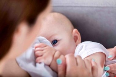 استرس واقعا بر شیر مادر تاثیر می گذارد؟