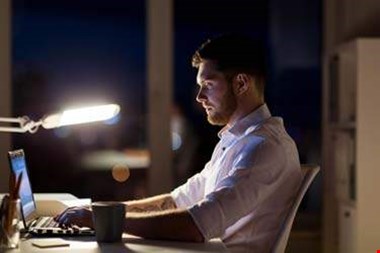نشستن طولانیمدت خطر سکته را افزایش میدهد