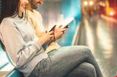 آموزش: چگونه سرعت تایپ خود در گوشی را بالا ببریم؟
