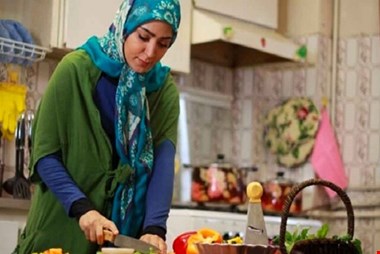 مردان چگونه میتوانند از بیمه «زن خانهدار» خود استفاده کنند؟