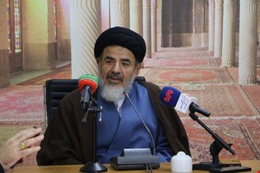 آیتالله حسنزاده: نگاه سیاسی به آموزشوپرورش ممنوع است