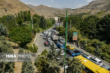 چالوس دو طرفه شد/تداوم ترافیک پرحجم در جادههای منتهی به شمال و بارش باران در ۲ استان