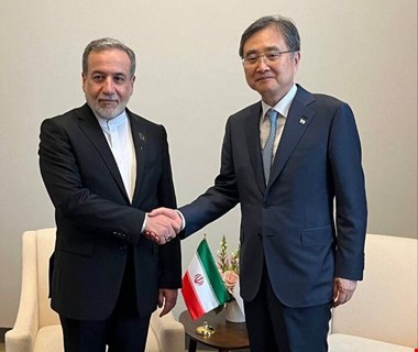دیدار عراقچی با وزیر امور خارجه کره جنوبی