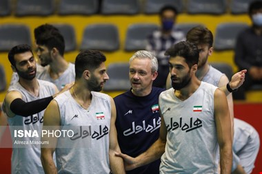 دعوت دوباره محمد موسوی و امیر غفور به تیم ملی والیبال/ دیدار با صربستان در تهران
