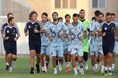 دست خالی ساپینتو برای آغاز تمرینات استقلال