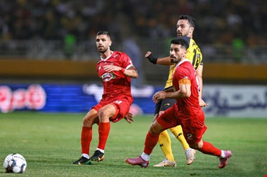 بررسی قطع همکاری با برخی بازیکنان پرسپولیس؛در انتظار معرفی بازیکن جدید