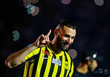 بنزما در فصل جدید این پیراهن را میپوشد (عکس)