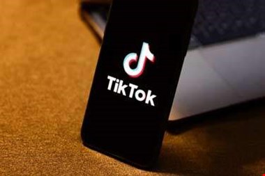 فروش تیک تاک در سال ۲۰۲۶ نهایی می شود