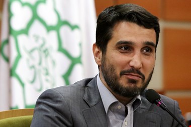 بازداشت یکی از کارمندان دفتر شهردار تهران