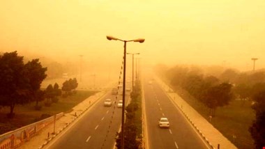 وزش باد شدید و گرد و خاک در شرق کشور