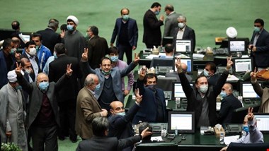 تفاهم نامه مجلسی ها برای دریافت خودروی شاسی بلند حقیقت دارد