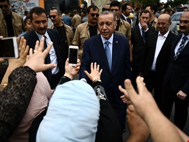 اردوغان در آستانه شکست / انصراف و اتحاد سه روز پیش از دور اول در انتخابات ترکیه