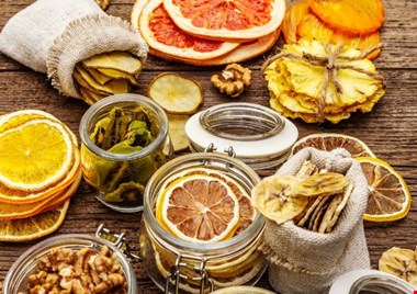 با این میوههای خشک خوب لاغر میشوید