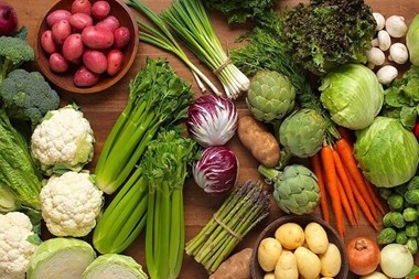 سبزی میتواند به مبارزه با سرطان کمک کند