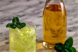 اکسیر رفع عطش؛ رازهای پنهان سکنجبین در طب سنتی