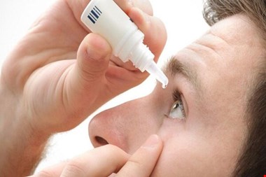 آیا قطرههای چشمی جایگزین عینک مطالعه میشوند؟