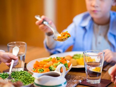 این غذاها خطر ابتلا به افسردگی را افزایش میدهند