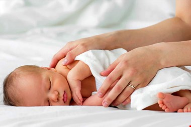 اگر فرزند دختر میخواهید این غذاها را بخورید