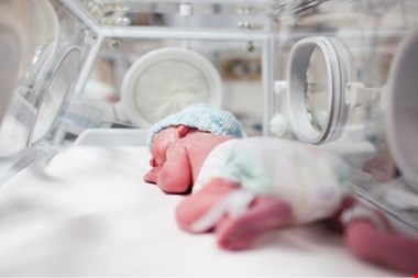 ۱۵ هزار زوج نابارور صاحب فرزند شدند
