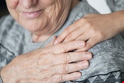 از پیشگیری زخم بستر تا کاهش افسردگی در سالمندان