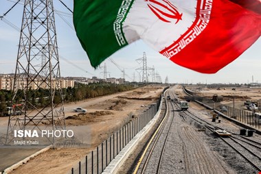 متروی پرند در ایستگاه پایانی