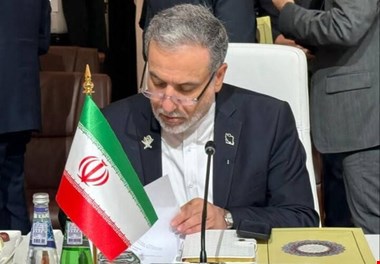 عراقچی: ایران در کنار قطر و مسلمانان در مقابله با تهدیدات منطقه‌ای است