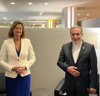 عراقچی با وزیر امور خارجه اسلوونی دیدار کرد