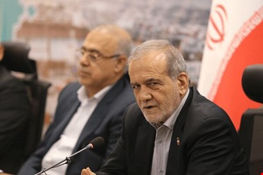 پزشکیان: مسئولان نباید منتظر دولت برای تأمین اعتبار باشند