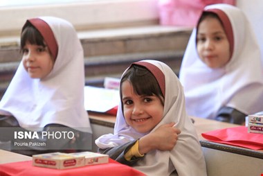 نحوه ثبت‌نام «الکترونیکی» دانش‌آموزان در مدارس/ قبض آب و برق نگیرید