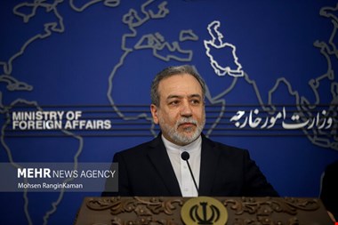 عراقچی: بی‌واسطه و با واسطه پیام‌هایی با آمریکا رد و بدل شد