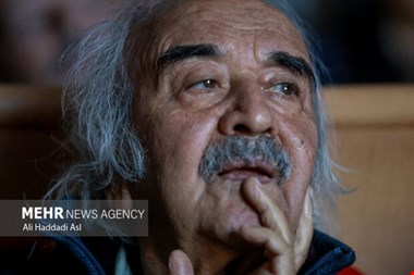 شفیعی کدکنی: ایرج افشار نماینده جهان ایرانی در صد سال اخیر است