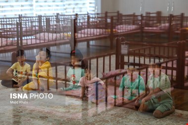 اصلاح محدودیت‌های «فرزندخواندگی»/ حضور ۹۵۰۰ کودک در مراکز شبه خانواده