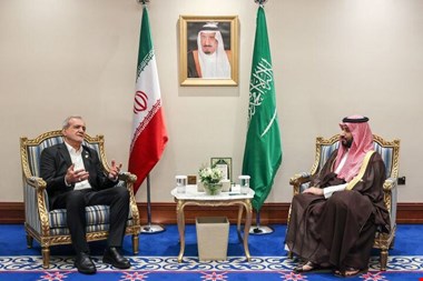 پزشکیان:عربستان می‌تواند نقش مهمی در مسیر وحدت کشورهای اسلامی ایفا کند
