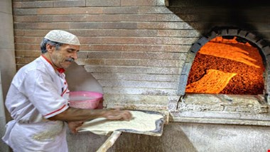 قیمت نان در برزخ؛ نان به کالابرگ الکترونیک اضافه شود