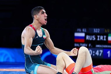 رحمان با بیرحمی مسابقات جهانی را آغاز کرد